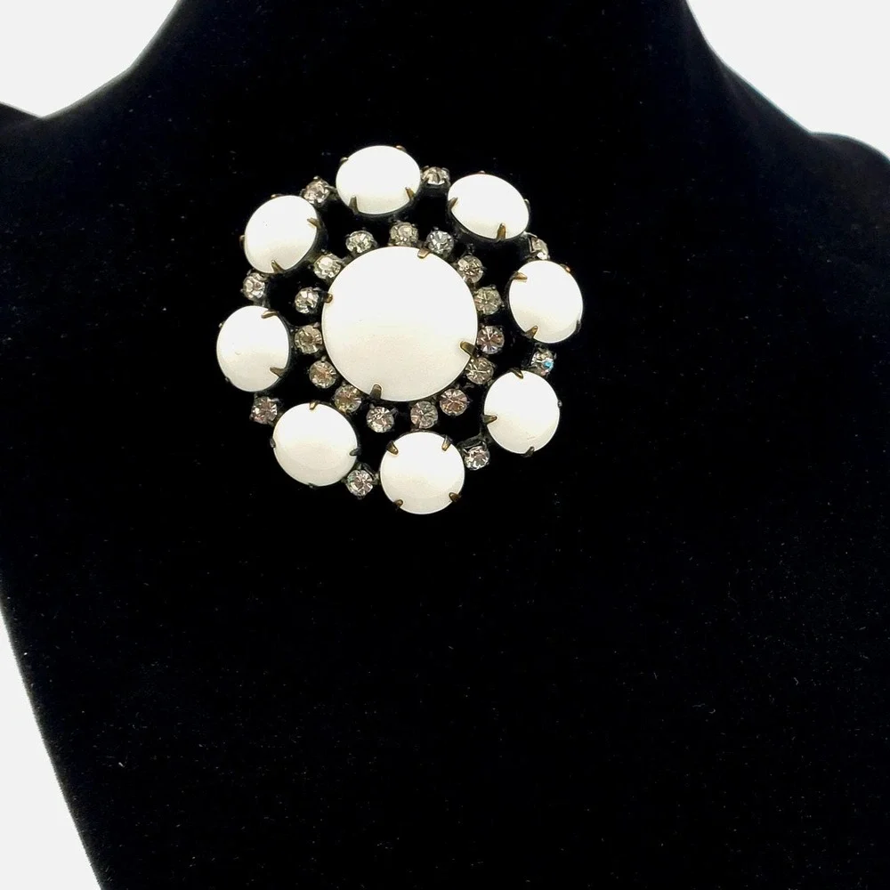 White Milk Glass Brooch Clear Rhinestone Round Pin Spring Summer Bride 1960s Vtg